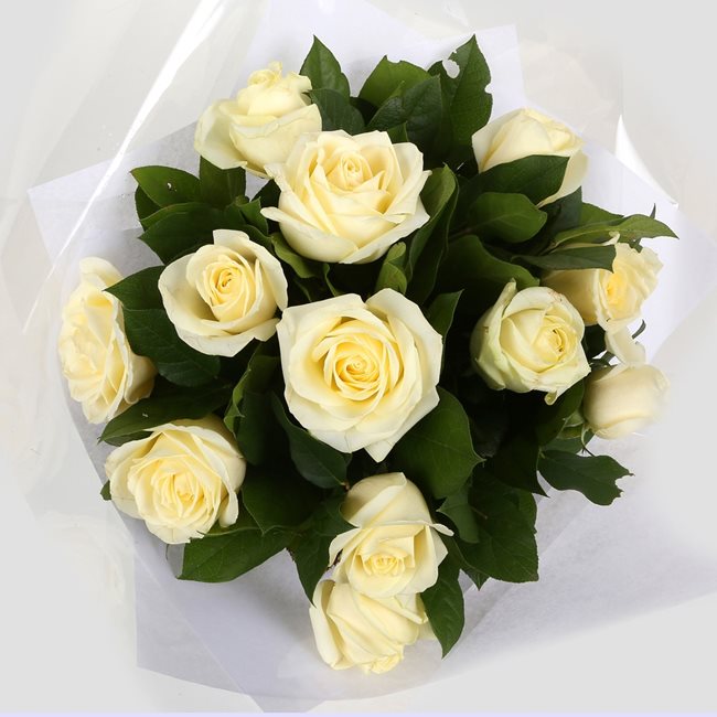12 White Roses Bouquet – Lovely Flora World
