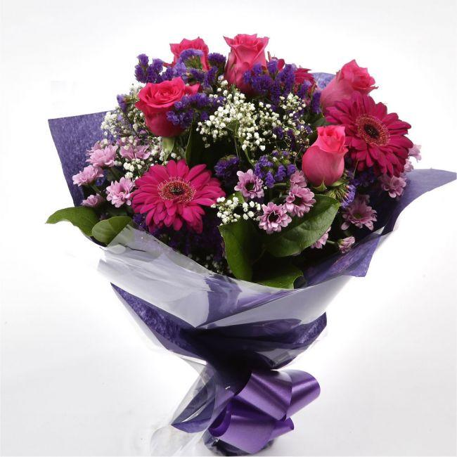 Beautiful Cerise Bouquet FlowersLarge-headed Roses combined with pretty ...