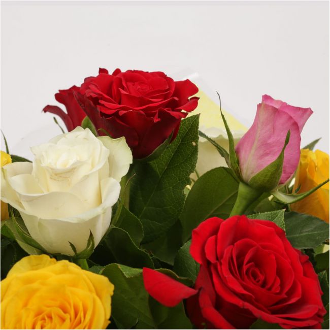 Beautiful Mixed Roses Bouquet FlowersBeautiful Mixed Roses, wrapped ...